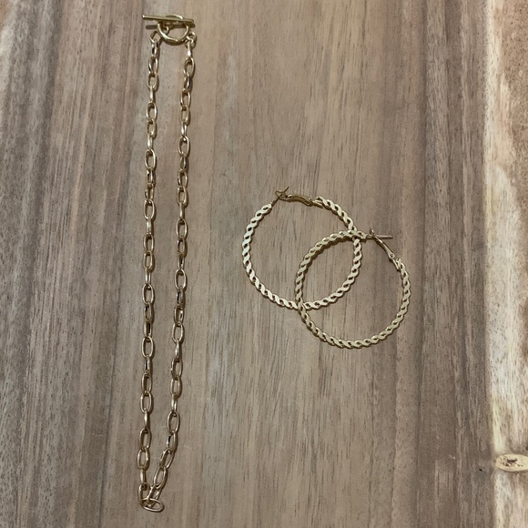 Gold Chain Necklace and Gold Hoop Earrings - Picture 1 of 5